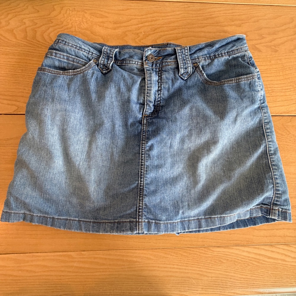 St Johns Bay Denim Skort Women Size 10 Blue Jean Stretch Casual Y2K Indie Sleeze